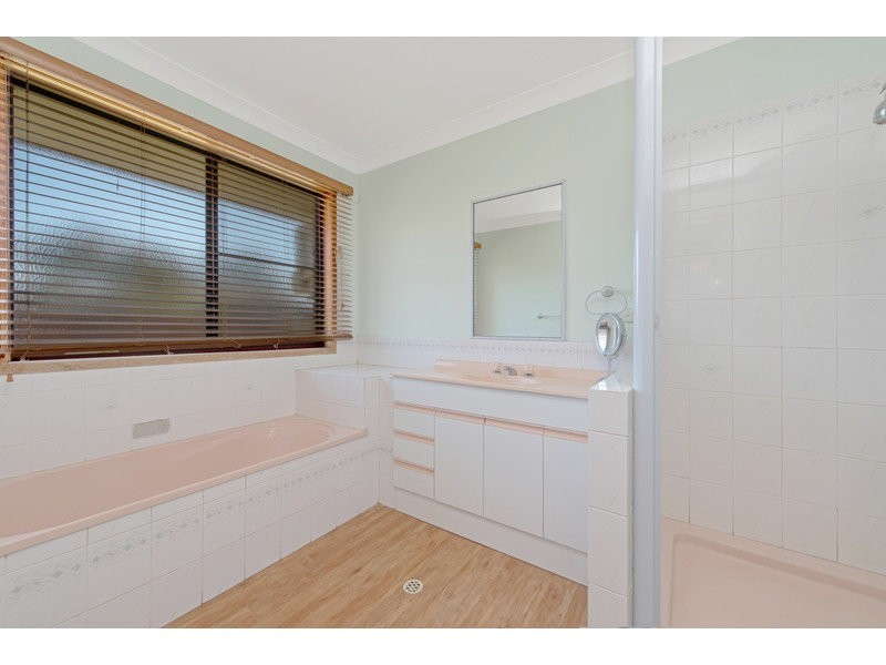 3 Bunkers Hill School Road, Westbrook QLD 4350