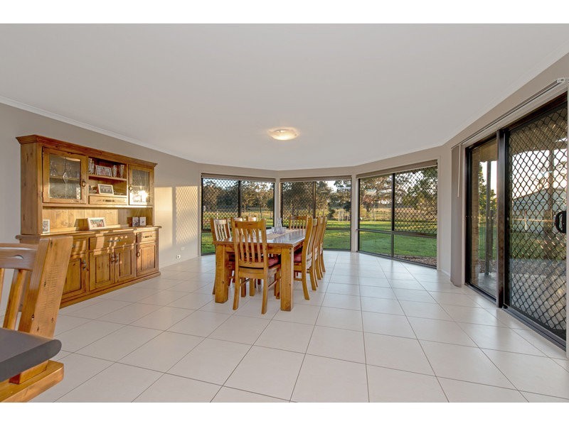 3 Mercedes Drive, Highfields QLD 4352