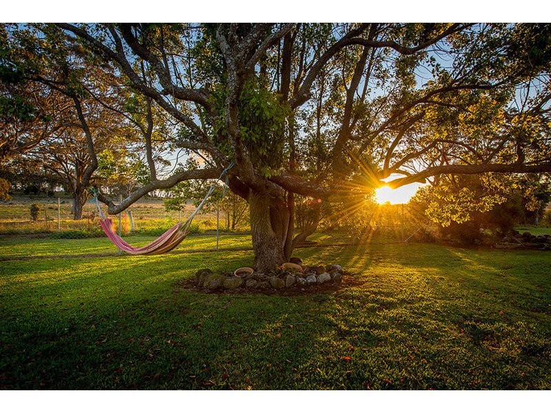3 Mercedes Drive, Highfields QLD 4352