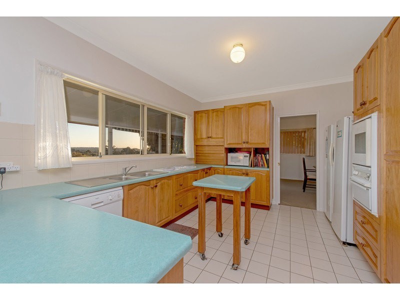 17 Palmer Drive, Highfields QLD 4352