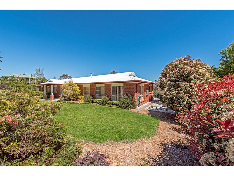 17 Palmer Drive, Highfields QLD 4352