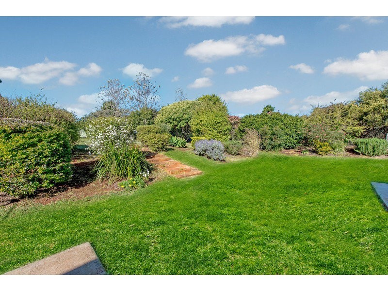 6 McLachlan Drive, Highfields QLD 4352