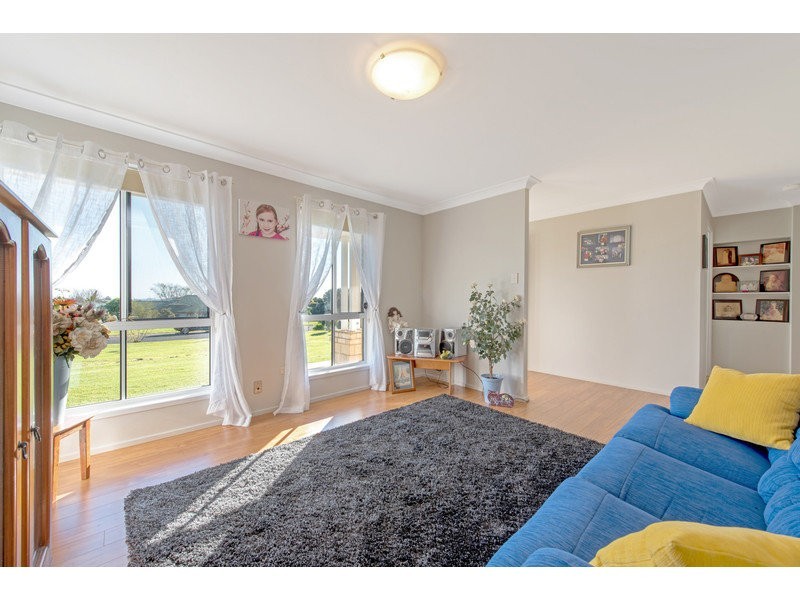 6 McLachlan Drive, Highfields QLD 4352