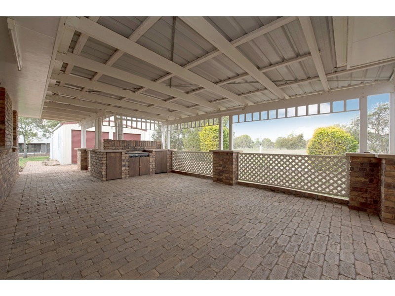 31 Station Street, Wyreema QLD 4352