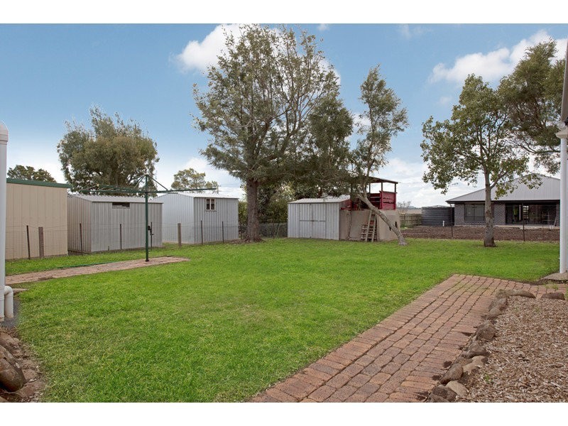 31 Station Street, Wyreema QLD 4352
