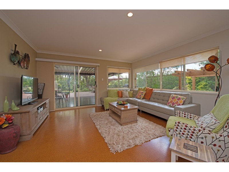 6 Wesley Court, Highfields QLD 4352