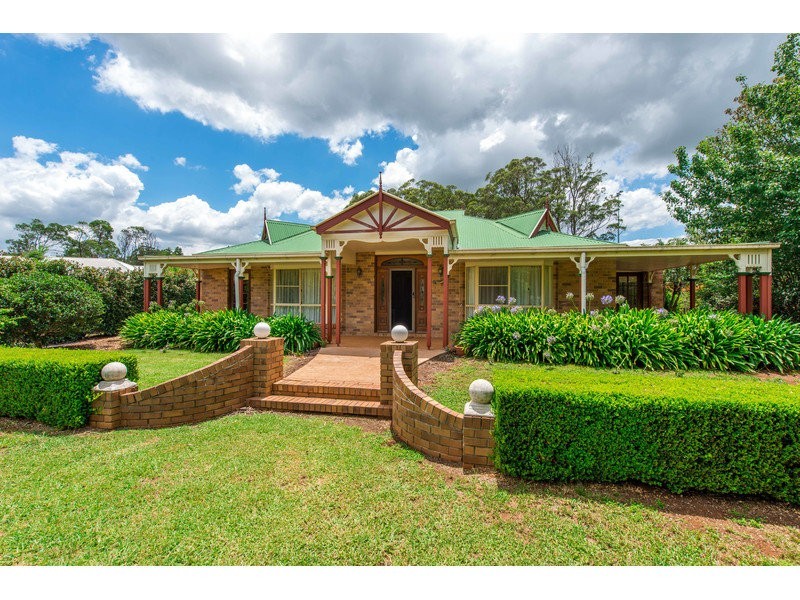 6 Wesley Court, Highfields QLD 4352