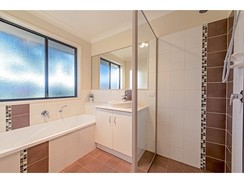 9 Schulz Street, Highfields QLD 4352