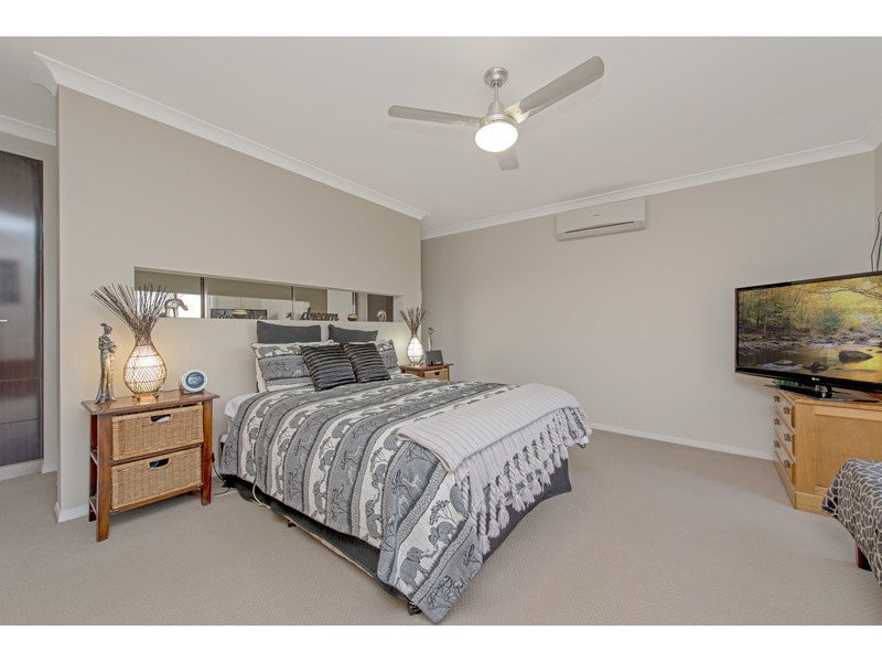 11 Plover Court, Highfields QLD 4352