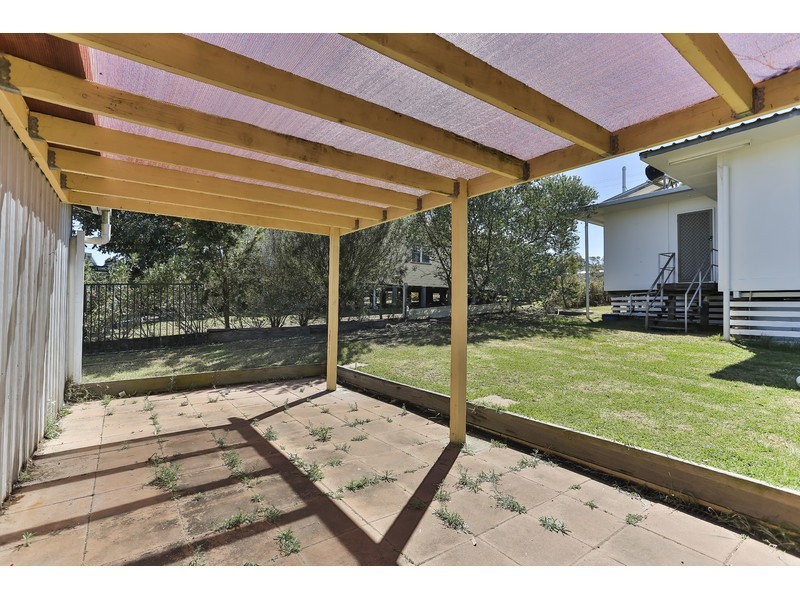 153 Mocatta Street, Goombungee QLD 4354