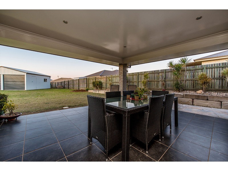 14 Plover Court, Highfields QLD 4352