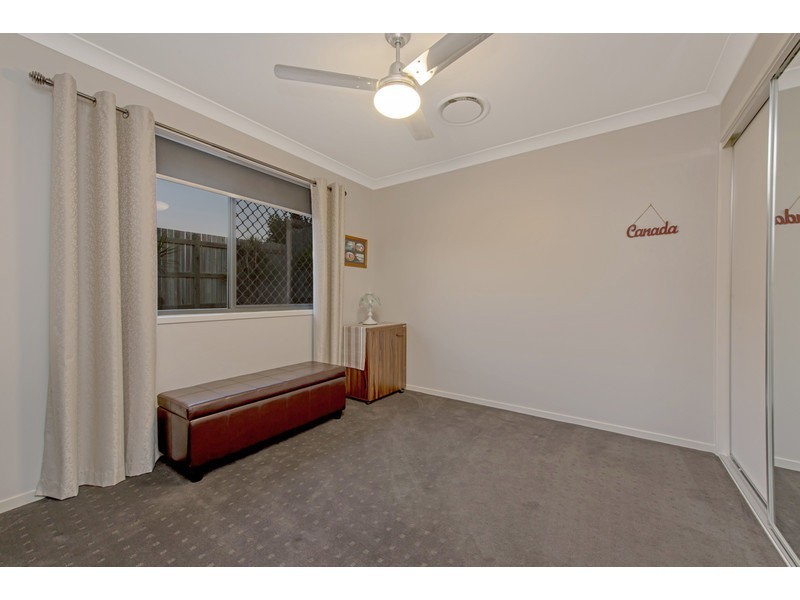 14 Plover Court, Highfields QLD 4352