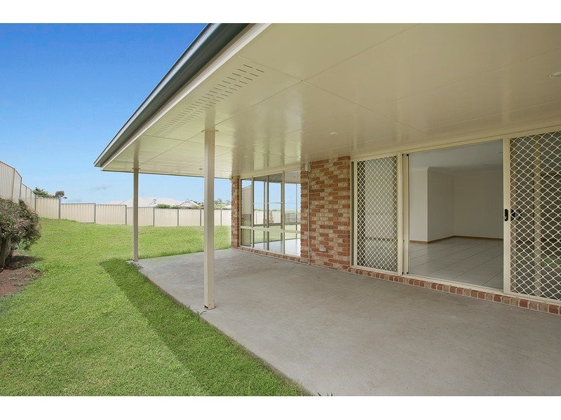 17 Sommariva Street, Westbrook QLD 4350