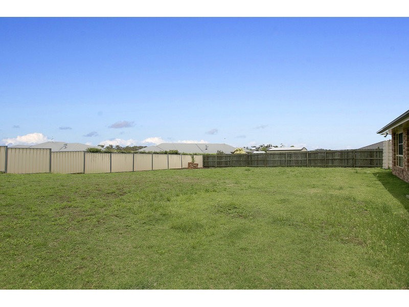 17 Sommariva Street, Westbrook QLD 4350