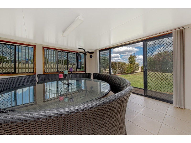 7 Garvan Court, Highfields QLD 4352
