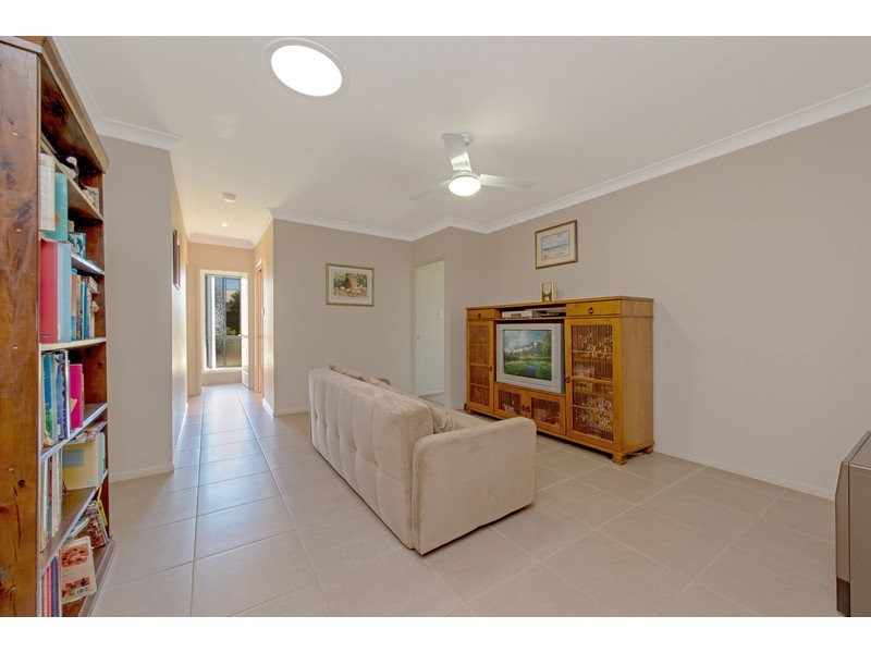 54 Holly Avenue, Cawdor QLD 4352