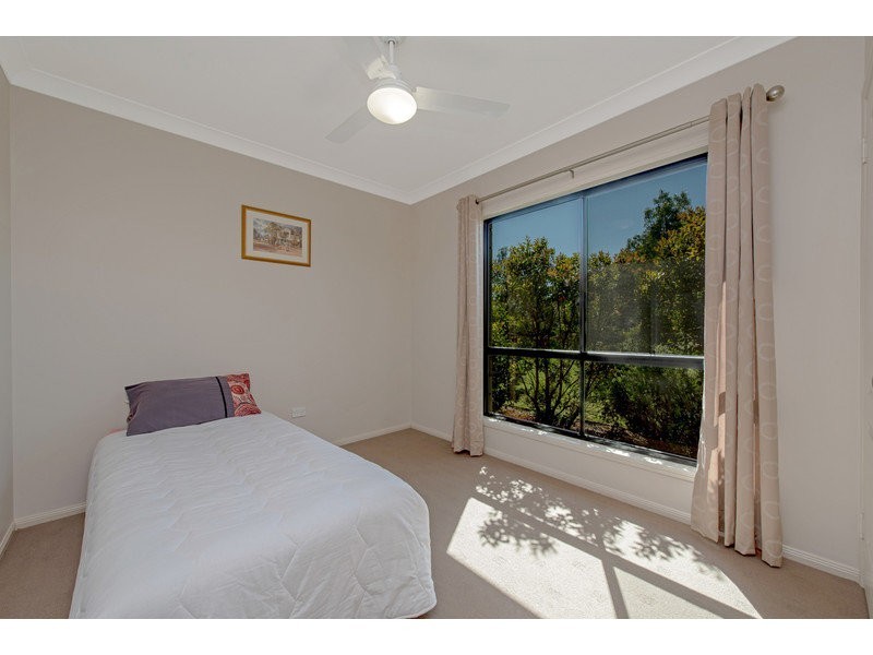 54 Holly Avenue, Cawdor QLD 4352