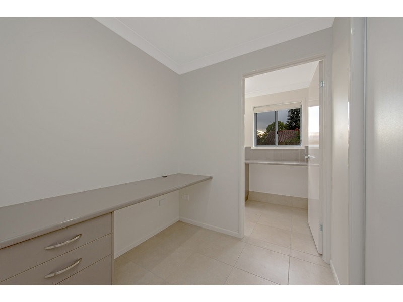 2/1 Sander Street, Rangeville QLD 4350