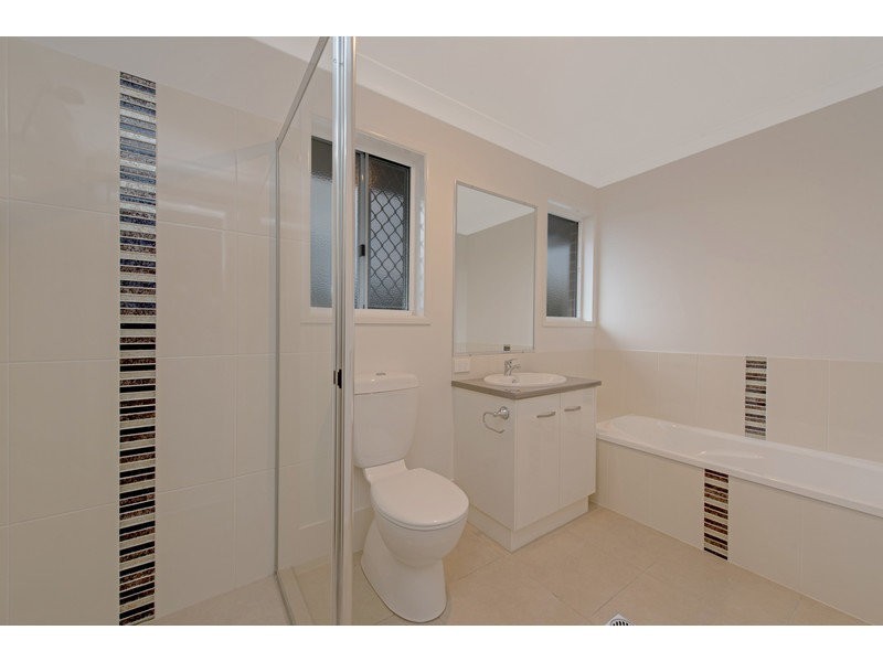 2/1 Sander Street, Rangeville QLD 4350