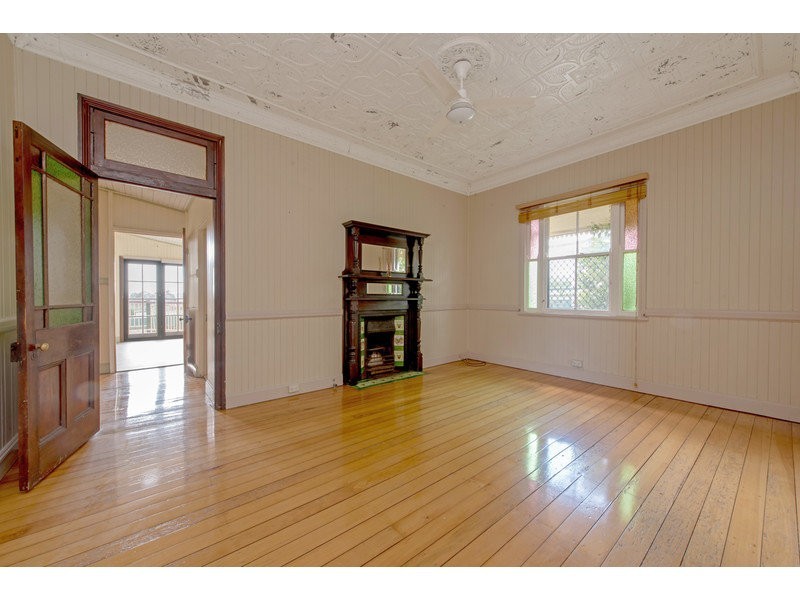 25 Healy Street, South Toowoomba QLD 4350