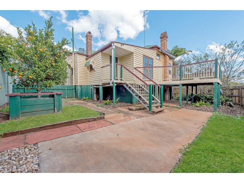 25 Healy Street, South Toowoomba QLD 4350