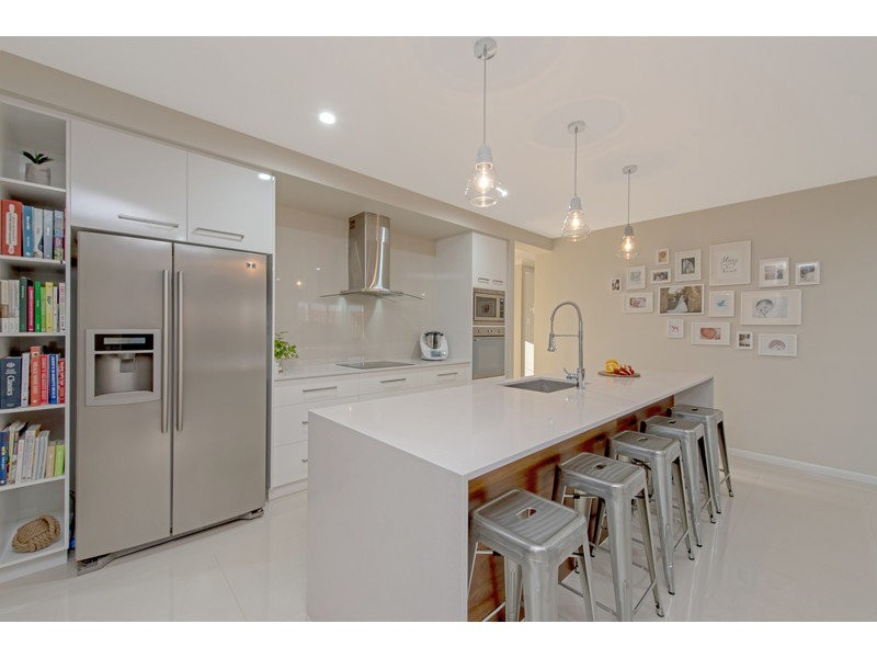 60 Trevean Drive, Kleinton QLD 4352