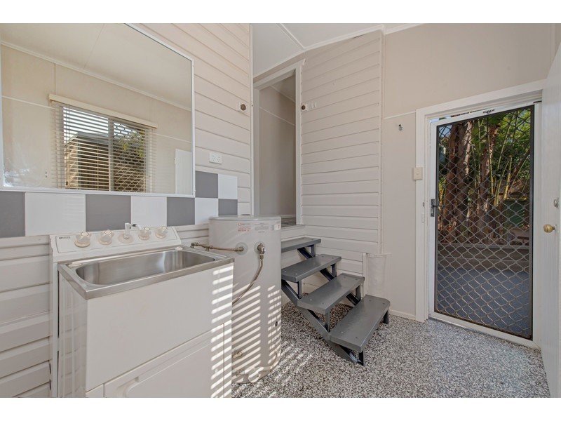 19 Priest Street, Rockville QLD 4350