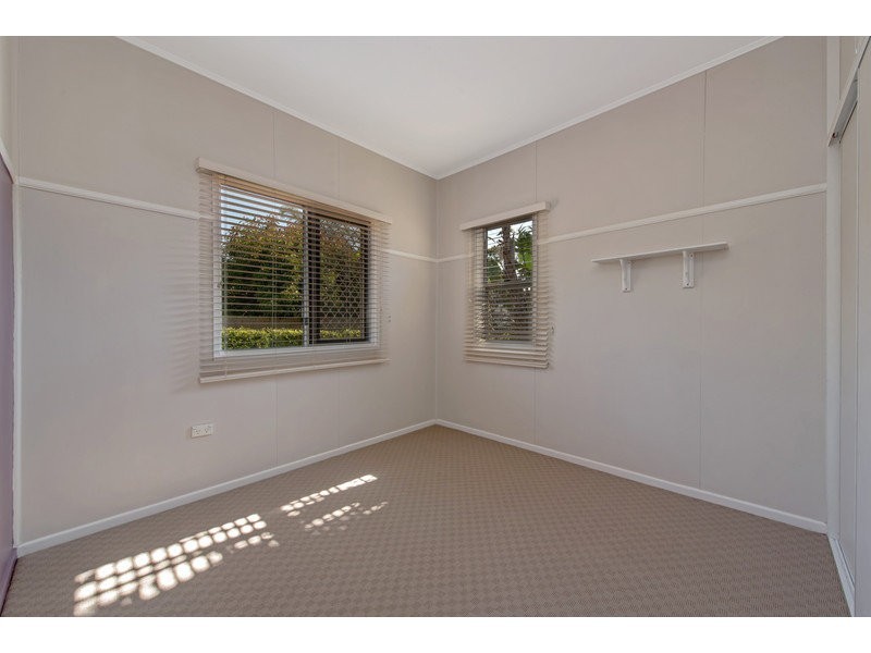 19 Priest Street, Rockville QLD 4350