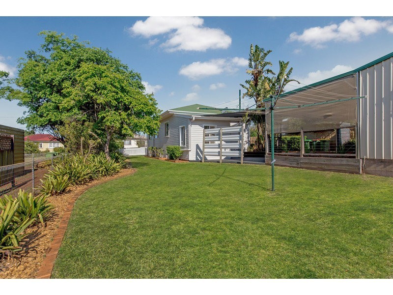 19 Priest Street, Rockville QLD 4350