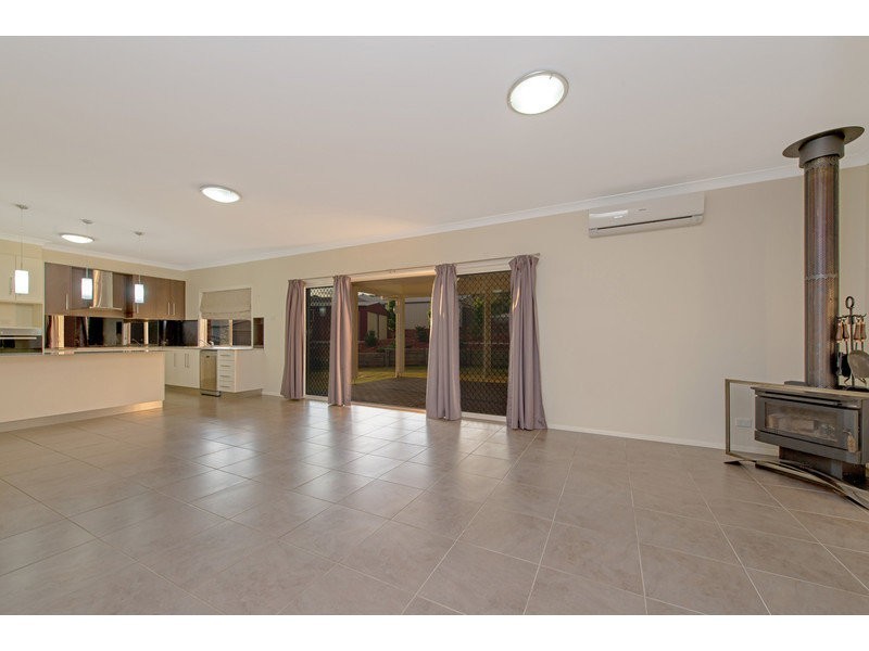 4 Preece Drive, Highfields QLD 4352