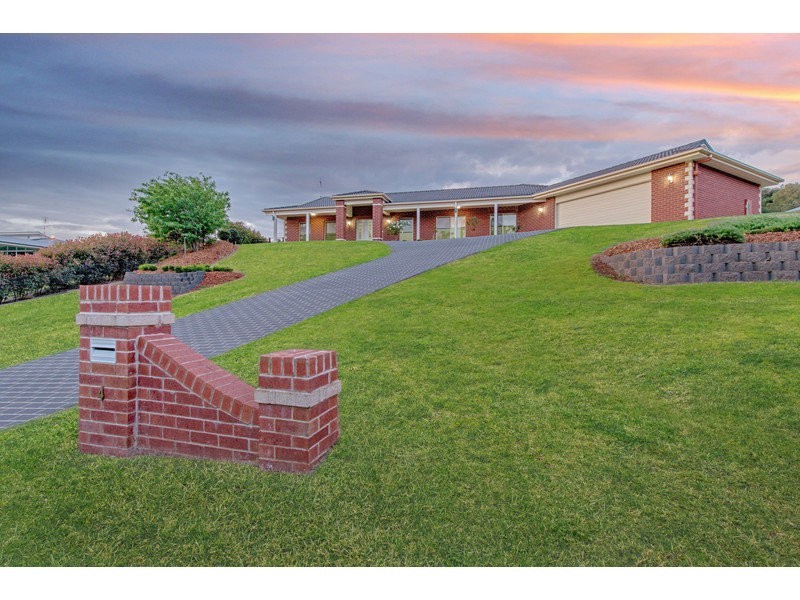 4 Preece Drive, Highfields QLD 4352