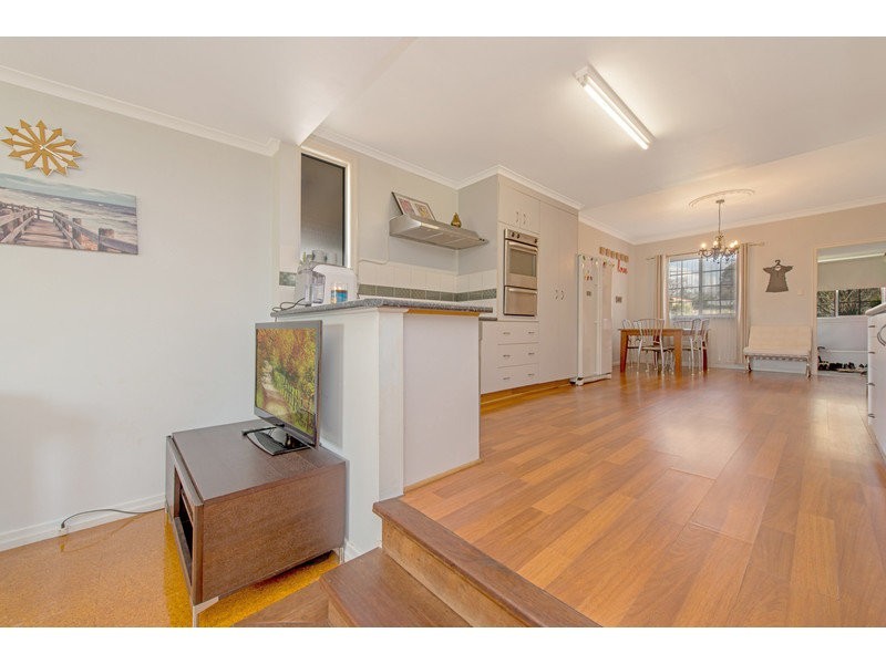 27 Dalmeny Street, Wilsonton QLD 4350