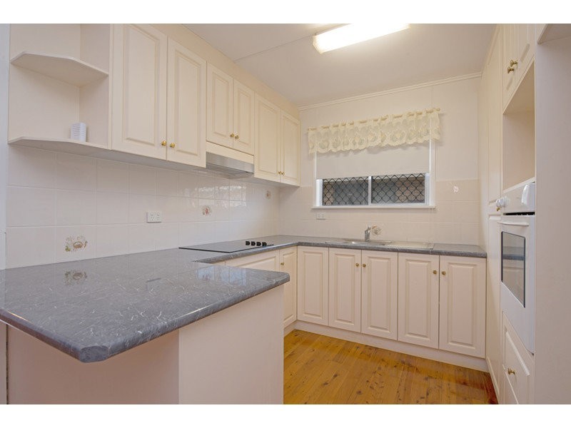 2 Shennan Street, Harristown QLD 4350