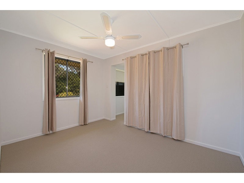 2 Shennan Street, Harristown QLD 4350