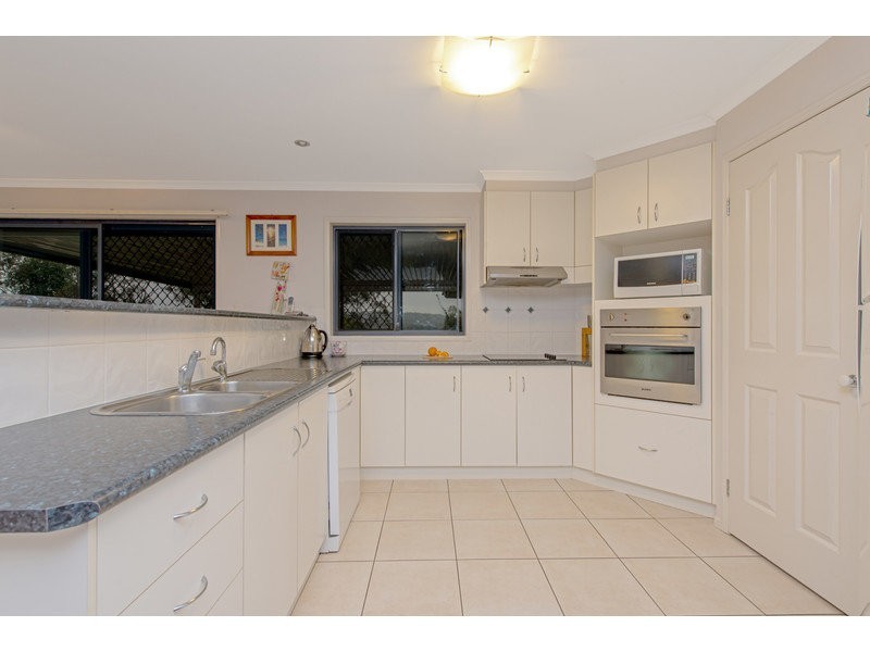4 Yuelby Close, Gowrie Junction QLD 4352