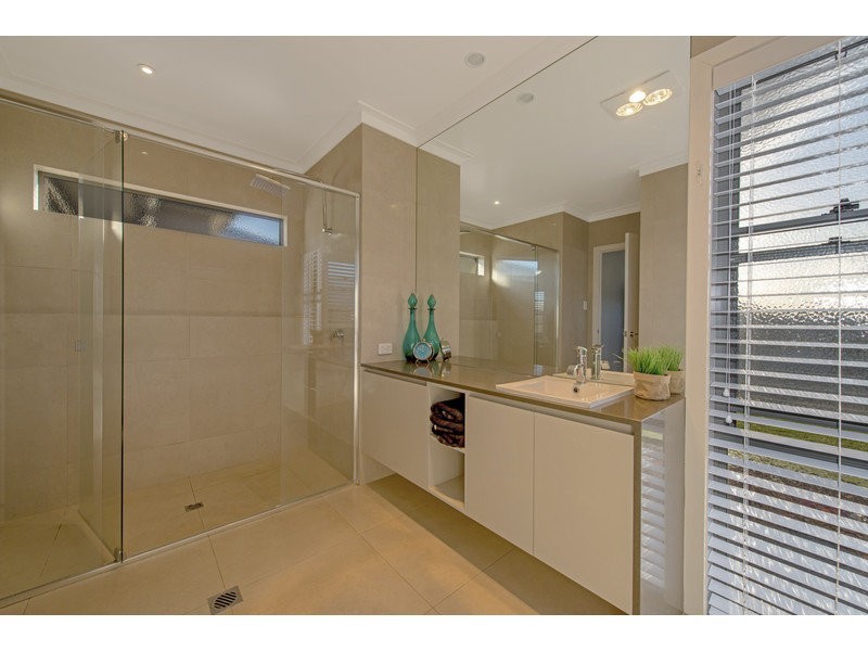 6 Bennett Street, Kleinton QLD 4352