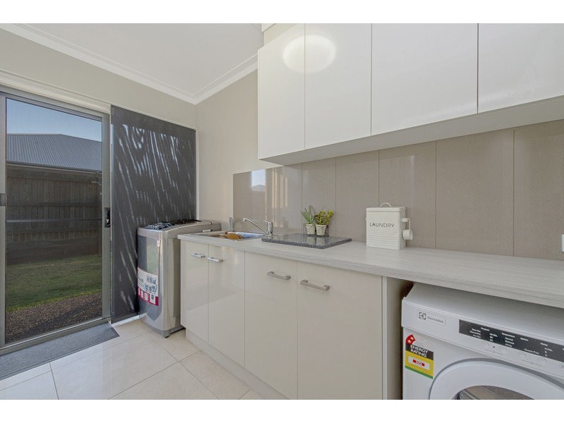 6 Bennett Street, Kleinton QLD 4352
