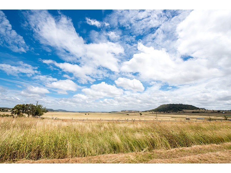 9 Stanley Street, Greenmount QLD 4359