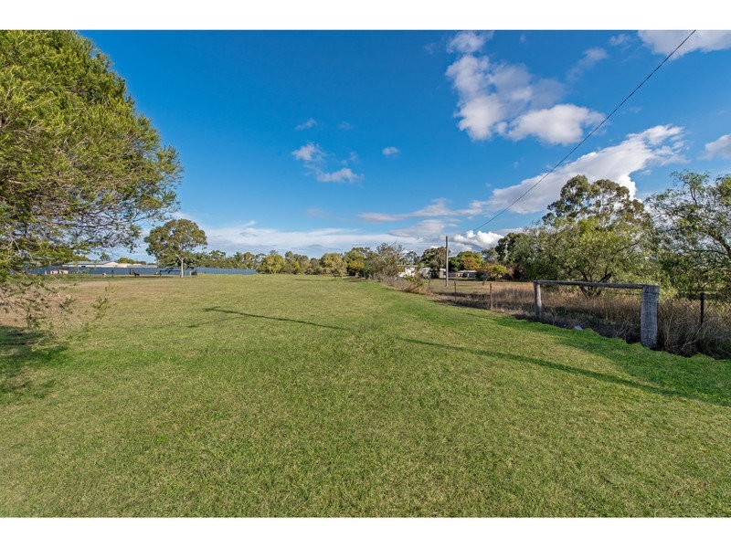 22 Cooke Street, Goombungee QLD 4354