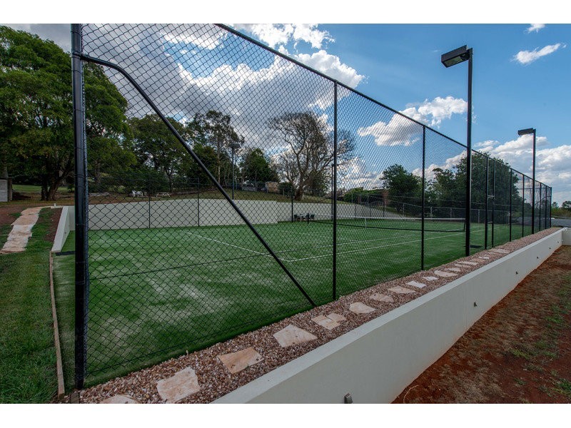 2/23B Windemere Terrace, Mount Lofty QLD 4350