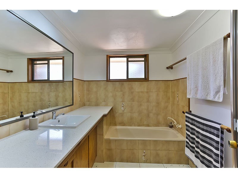 56 Newport Road, Clifton QLD 4361