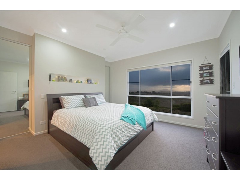 39 Federation Drive, Highfields QLD 4352