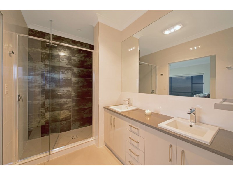 39 Federation Drive, Highfields QLD 4352