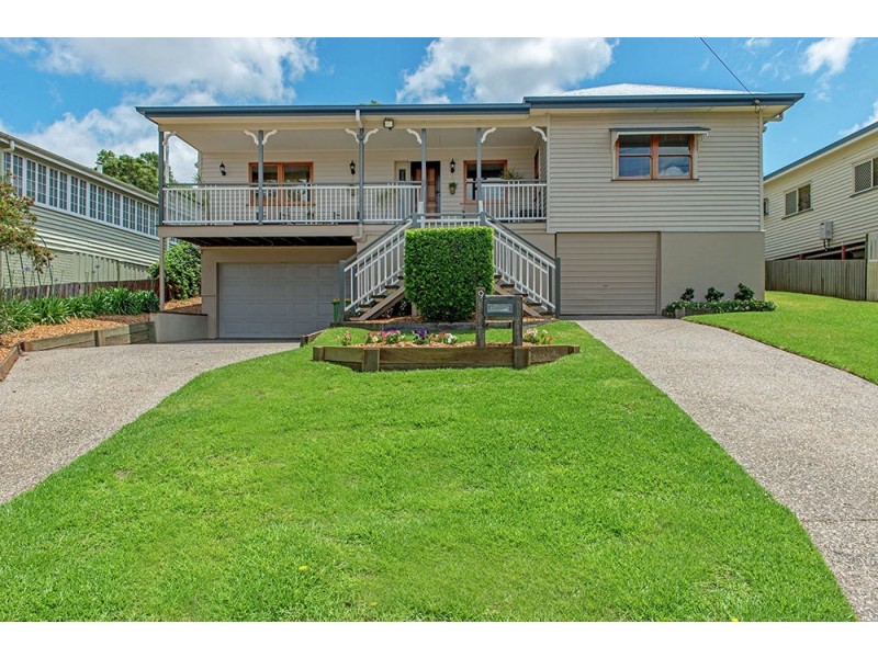9 Hoey Street, Kearneys Spring QLD 4350