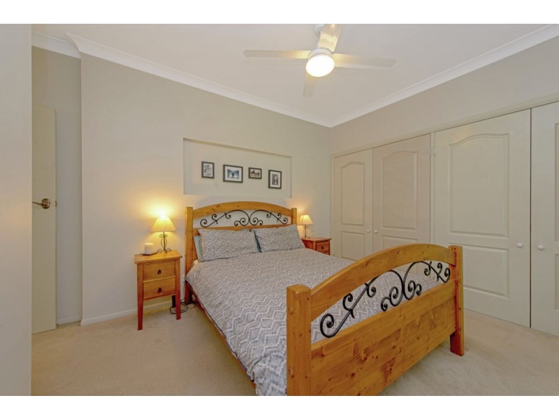 9 Hoey Street, Kearneys Spring QLD 4350