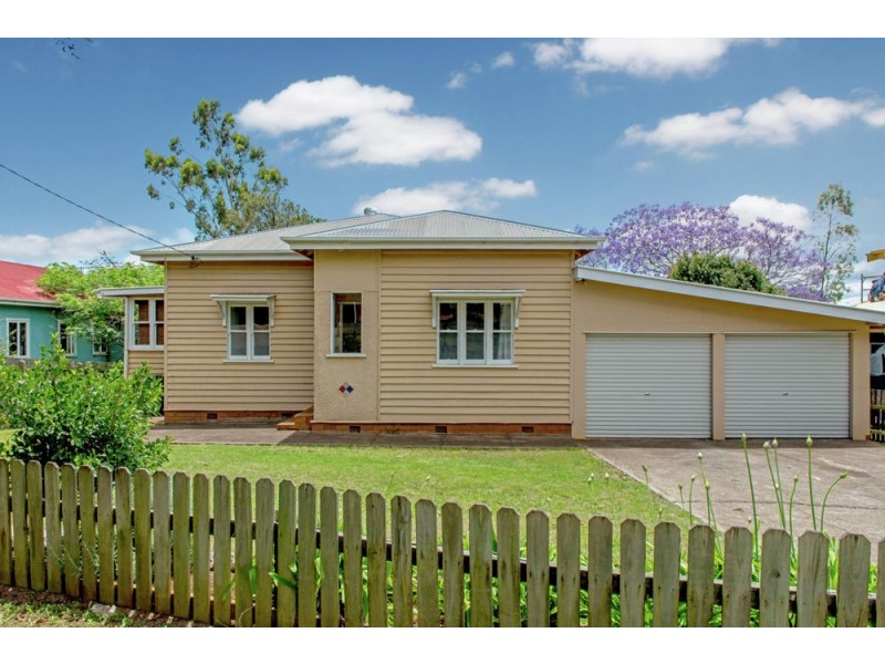 5 Swallow Court, Newtown QLD 4350