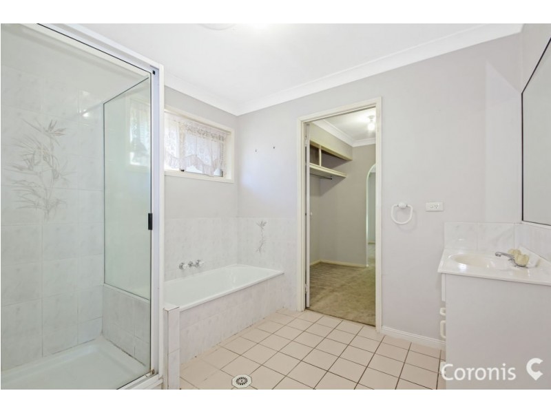 15 Parkleigh Street, Everton Hills QLD 4053