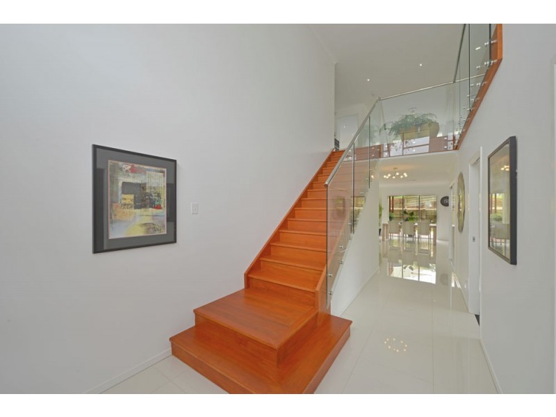 28 Piccadilly Court, Mount Lofty QLD 4350