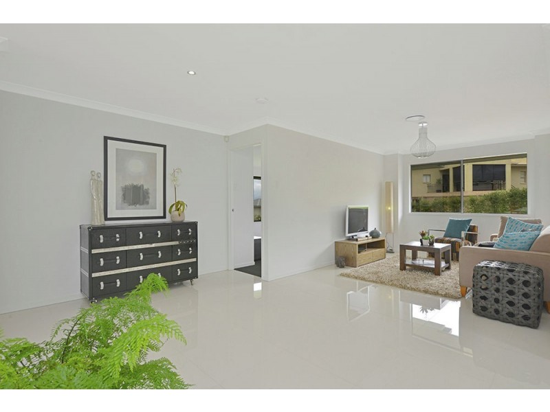 28 Piccadilly Court, Mount Lofty QLD 4350