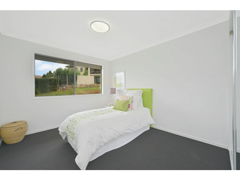 28 Piccadilly Court, Mount Lofty QLD 4350